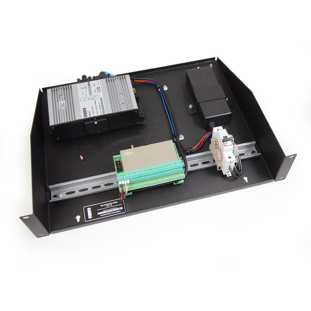 SoftEquip T8 (6 in/2 ut) Reläenhet Tetra, 19" Rackmontage