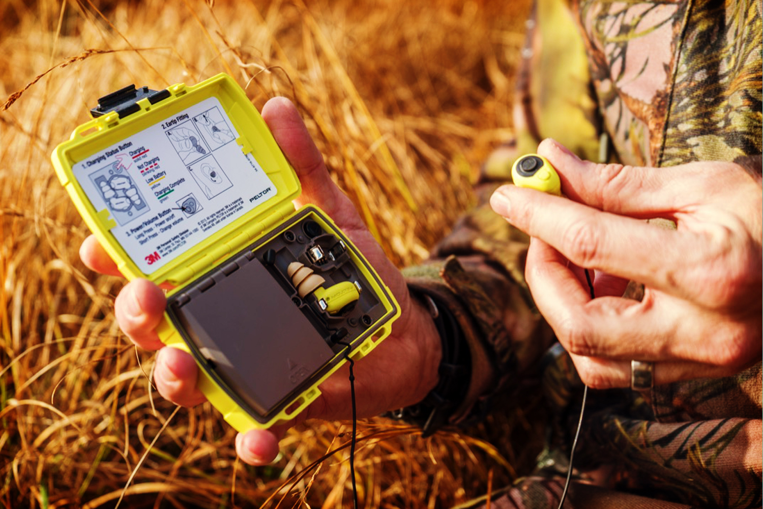 Små aktiva hörselproppar från 3M Peltor